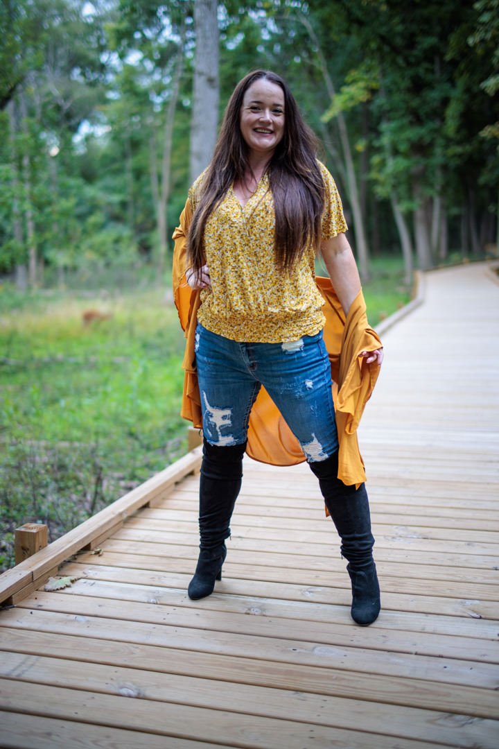 Nokton 40mm portrait - model on a boardwalk