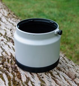 Canon FD 200mm f/1.8 Lens